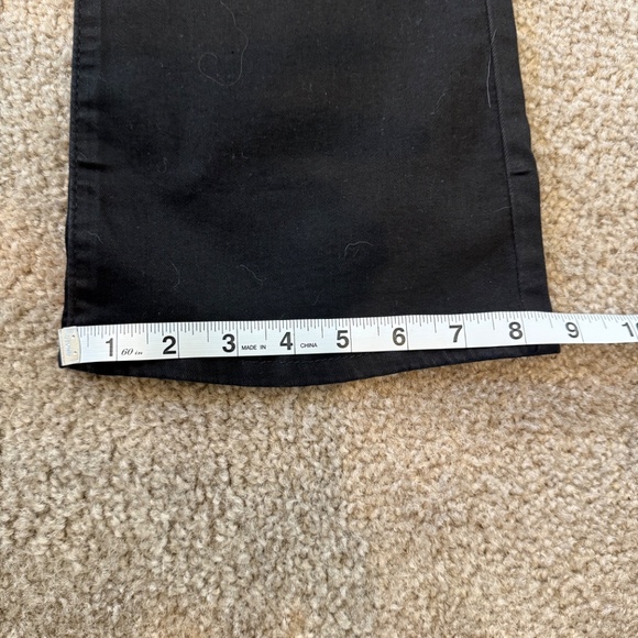 Women's Levi's jeans - Picture 6 of 7